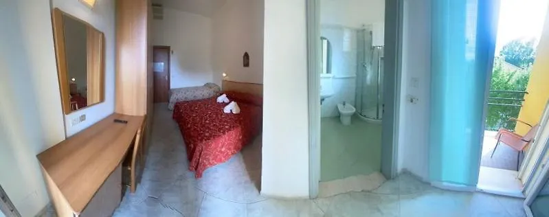 **  Hotel Silvaion Villamarina Italy