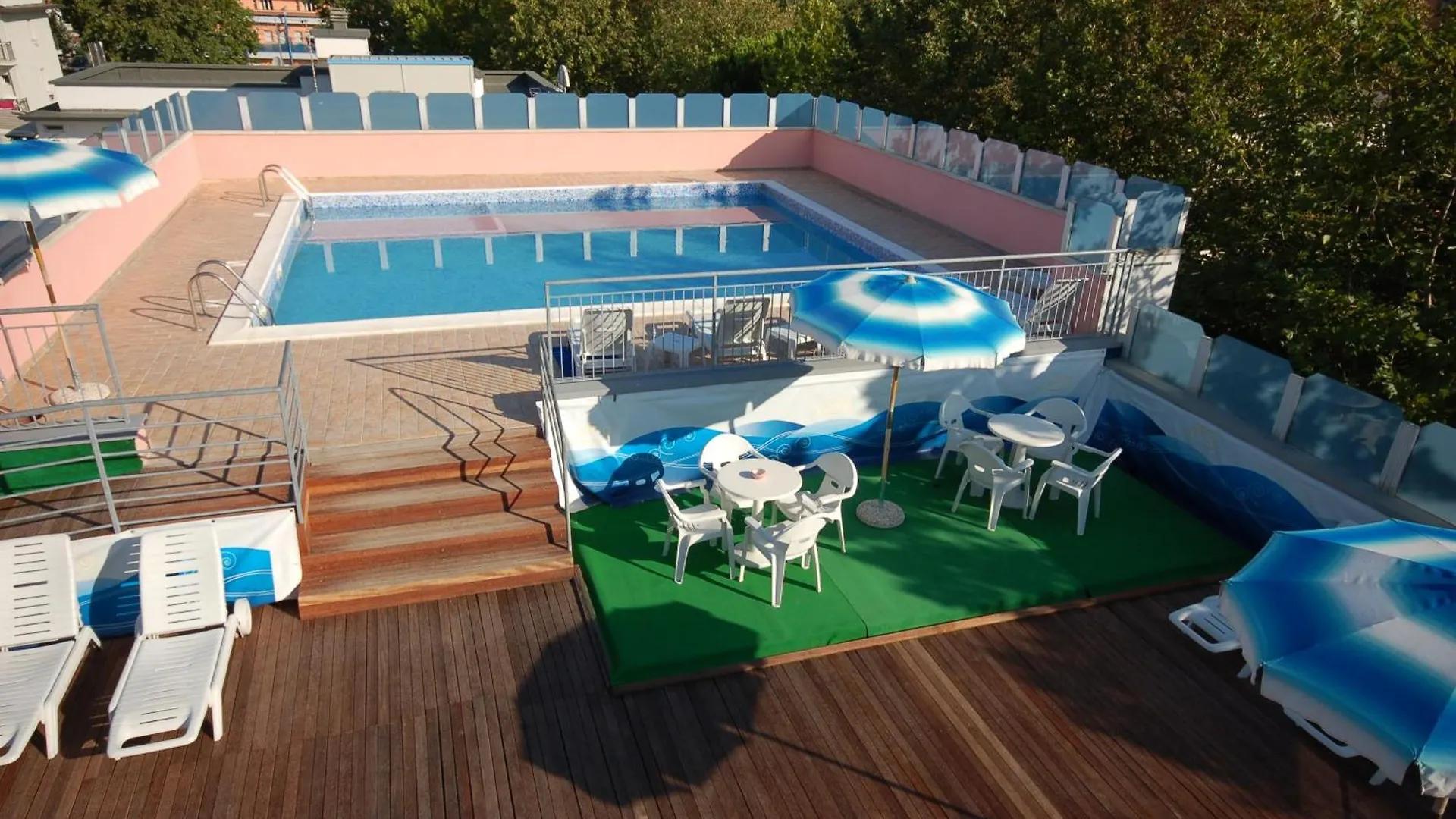 **  Hotel Silvaion Villamarina Italy