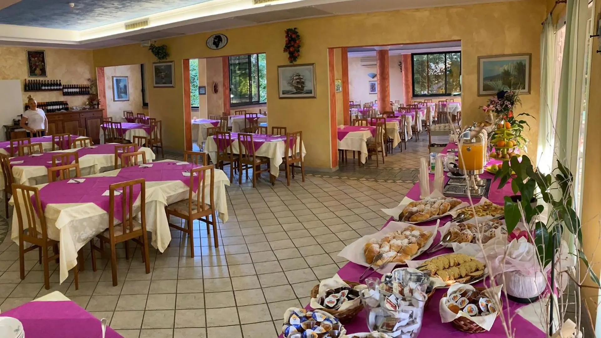 Hotel Silvaion Villamarina