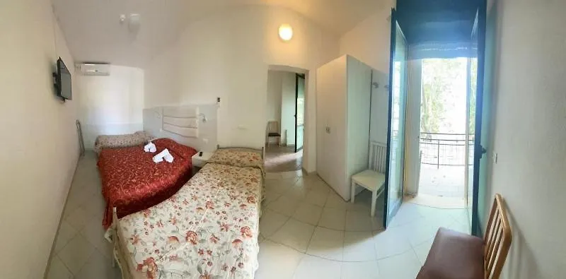 Hotel Silvaion Villamarina